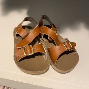 Sun San Surfer Sandal Size 6
